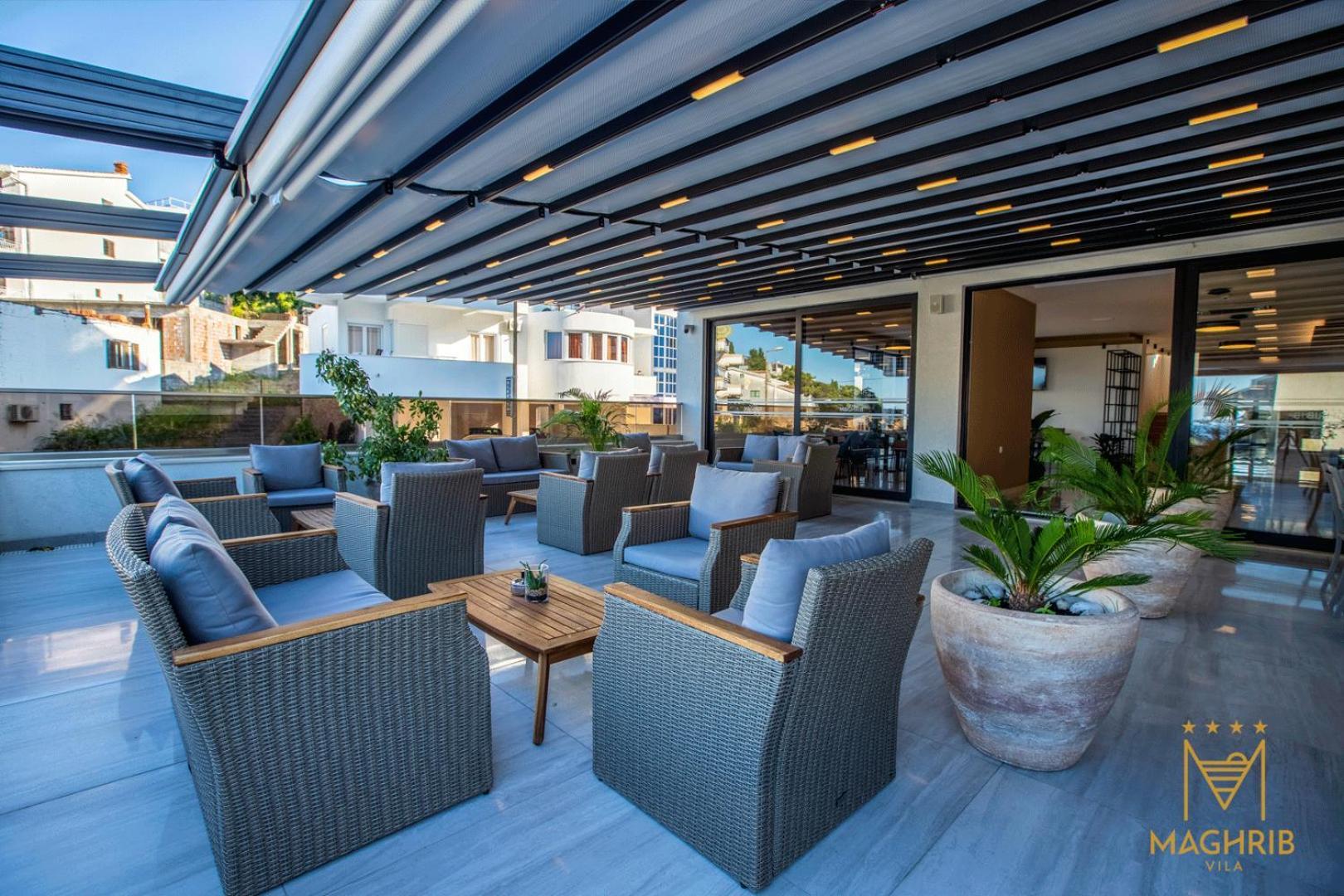 Maghrib Hotel Ulcinj Exterior photo