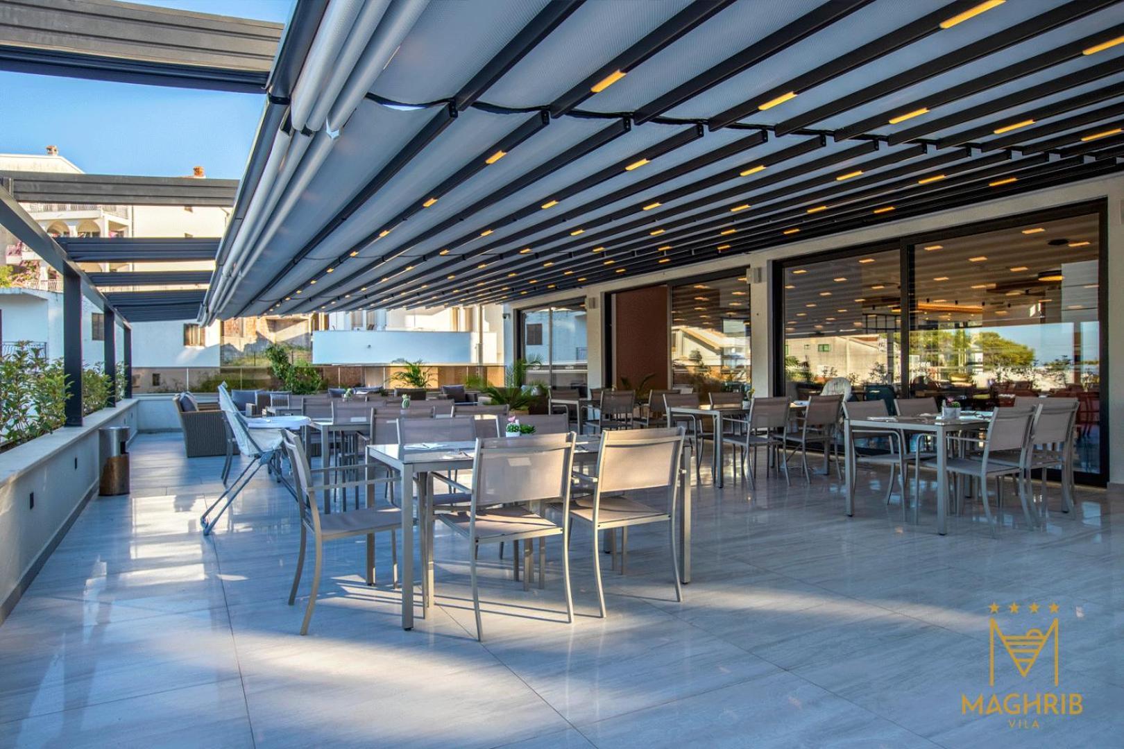 Maghrib Hotel Ulcinj Exterior photo